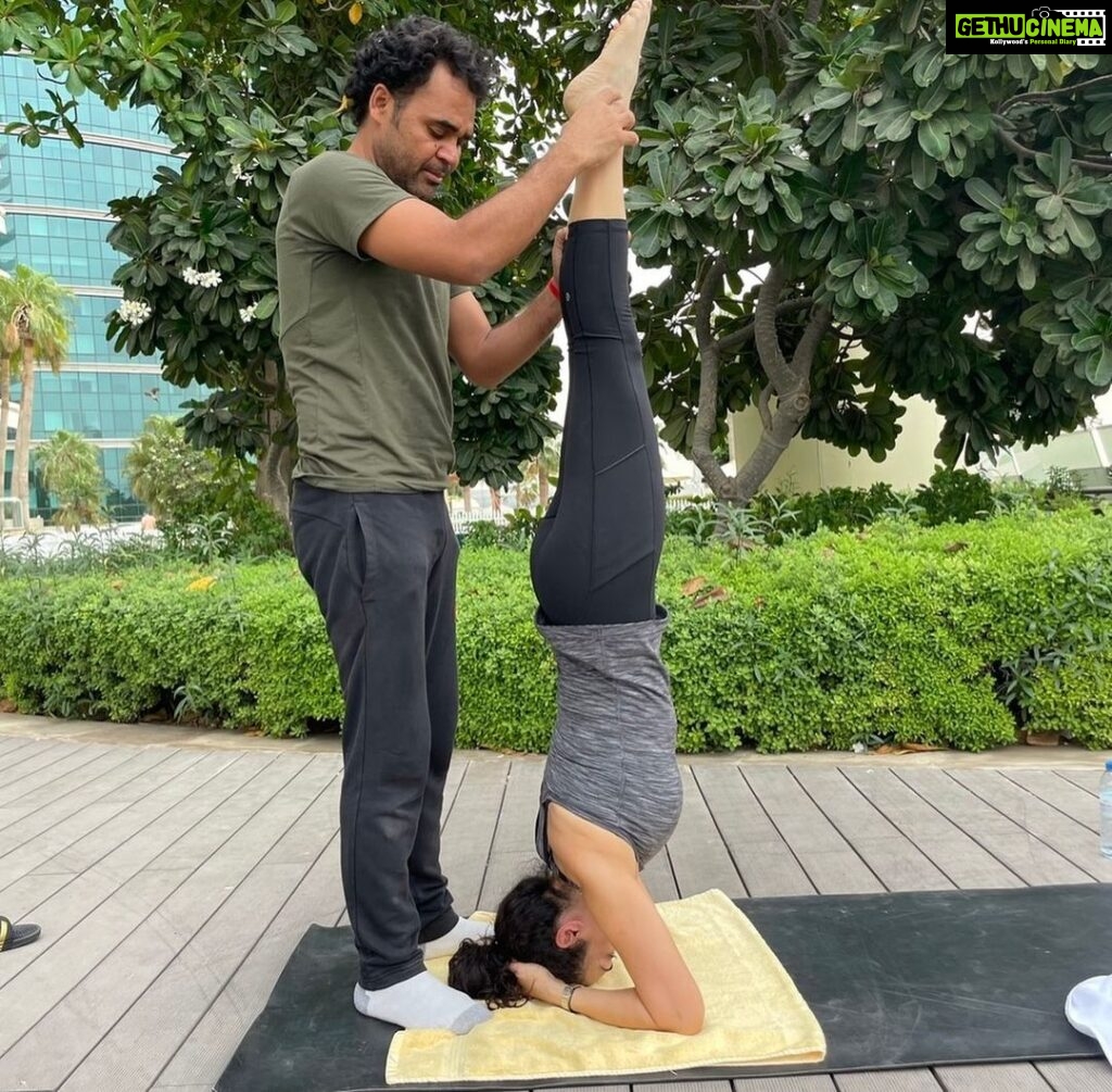 Preity Zinta Instagram - Yoga is the best thing for your health & for your mental health. Indoors or outdoors all you need is the intent to do something for yourself to feel better & live a longer, healthier & happier life ❤️ #internationalyogaday #ting