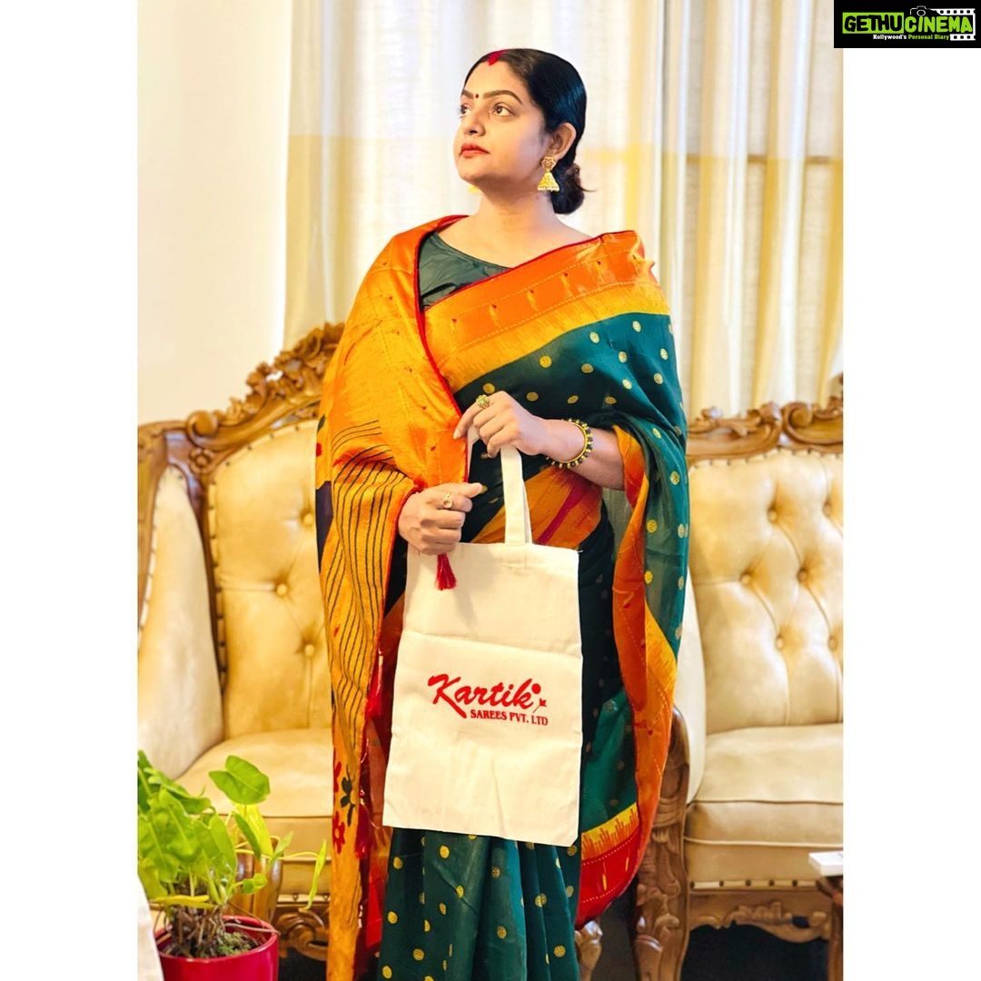 Premi Viswanath Instagram - saree is not just a garment. It’s a power, an identity, a language. Thank you @kartik.sarees for this beautiful saree ❤️