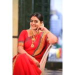 Premi Viswanath Instagram - You all are under my custody now 💪 I just wanted to take a moment to express my sincere thanks for your overwhelming support and encouragement for my recent movie #custody Your continuous love ❤️ and support 💪 make all the hard work and dedication that went into this project truly worthwhile. I am truly grateful for all the positive feedback and supporting messages you have sent me after seeing the movie. Your kind words and messages mean a lot to me and encourage me to keep striving for excellence in all that I do. Thank you for believing in me and my work, and for being such loyal fans. I am humbled and grateful for your unwavering support, and it inspires me to keep pushing myself to do better. @srinivasaasilverscreenoffl @venkat_prabhu @srinivasaachitturi @krithi.shetty_official @chayakkineni @vennelakish @aravindswamy_ @r_sarath_kumar @pillumani @premgi @srkathir @abburi.ravi #rajeevan @drvineethbhatt @_.maaaaaaaanu
