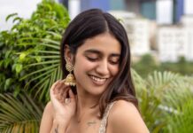 Priya Varrier Instagram - 🪷