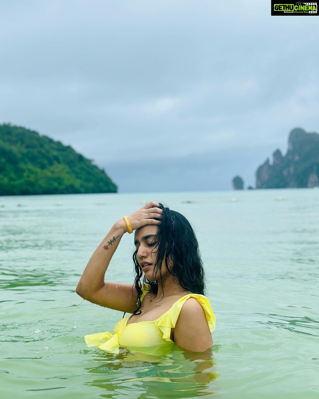 Priya Varrier - 668.2K Likes - Who could resist the clear blue waters at Phi Phi?
Not even the two of my best friends who were trembling at the thought of getting in.
None of us know how to swim,yet had the best time snorkeling and just chilling with the fishies!🐬
Thank you @angsanalagunaphuket for your hospitality and @pickyourtrail for making it happen!