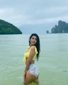 Priya Varrier Instagram - Who could resist the clear blue waters at Phi Phi?
Not even the two of my best friends who were trembling at the thought of getting in.
None of us know how to swim,yet had the best time snorkeling and just chilling with the fishies!🐬
Thank you @angsanalagunaphuket for your hospitality and @pickyourtrail for making it happen!