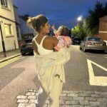 Priyanka Chopra Instagram – Looking for the super moon 🌚🥰 London, United Kingdom