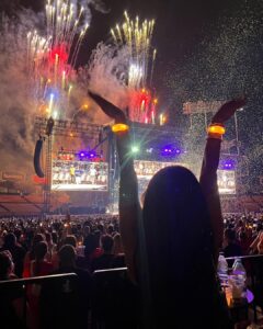 Priyanka Chopra Instagram - Incredible weekend ❤️🙏🏽✨

📸- @andybarron