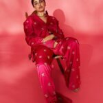 Priyanka Mohan Instagram – “Life in pink”