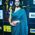 Priyanka Mondal Instagram - About Last Night 💙 #GhoreBioscopeAwards by @tv9_bangla Mkup & hair @pritha_dutta_official Saree- @sochstories 📷 - @myself_suvam 🔗 - @rudrakshprnads #photos #portraits #portraitphotography #photooftheday #picoftheday #trending #foryou #explorepage #award #awardshow #instagood #instagram #kolkata JW Marriott Hotel Kolkata