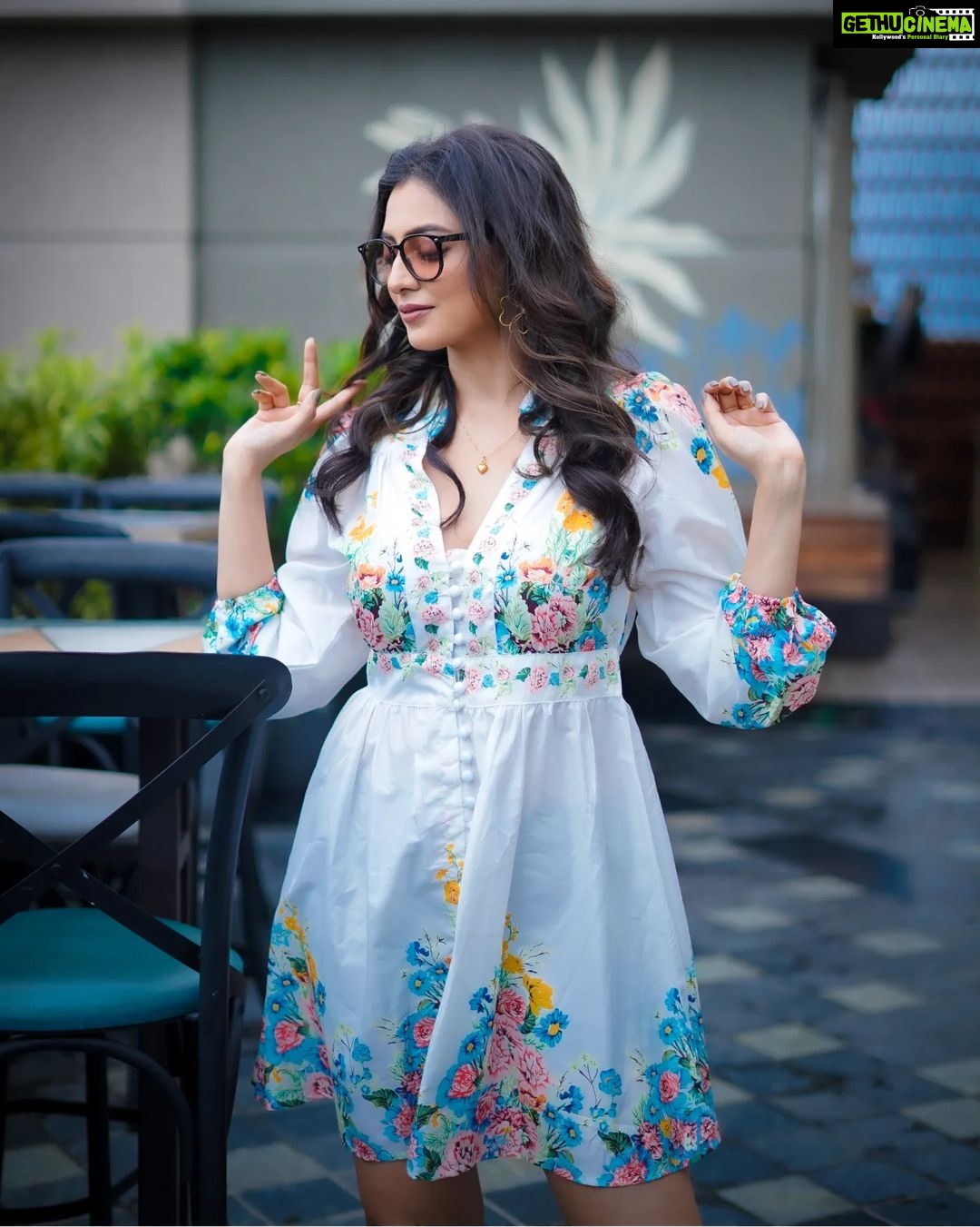 Priyanka Mondal Instagram - š¤šš Photography : @argha_giri Wadrobe : @goindrilaofficial Make up : @dassourav3 Stylist : @debjanighoshofficial Location : @scrapyardofficial Managed by : @rudrakshprnads #photos #photooftheday #photoshoot #actor #actorslife #explorepage #explore #follow #foryou #instafashion #fashionmodel #instadaily #instagram SCRAPYARD