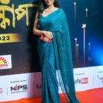 Priyanka Mondal Instagram - About Last Night 💙 #GhoreBioscopeAwards by @tv9_bangla Mkup & hair @pritha_dutta_official Saree- @sochstories 📷 - @myself_suvam 🔗 - @rudrakshprnads #photos #portraits #portraitphotography #photooftheday #picoftheday #trending #foryou #explorepage #award #awardshow #instagood #instagram #kolkata JW Marriott Hotel Kolkata