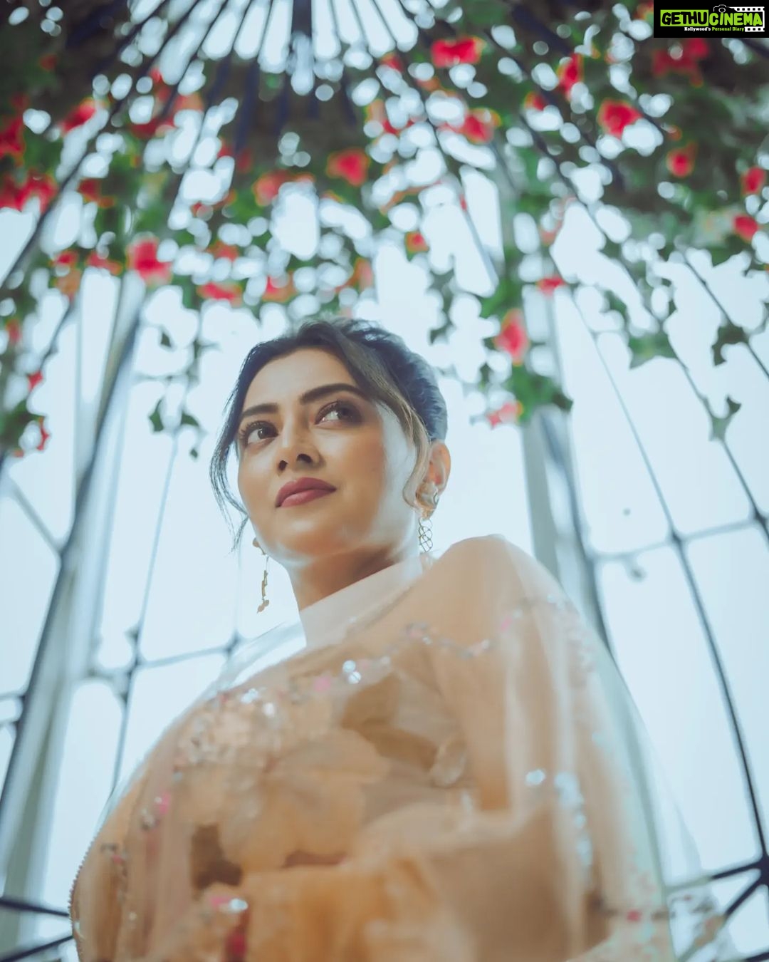 Priyanka Mondal Instagram - "Proud of my journey, excited for my future." Photography - @argha_giri Make Up - @dassourav3 Hair - @yoursubhams_makeup Wadrobe - @goindrilaofficial Stylish - @debjanighoshofficial Location - @scrapyardofficial Managged - @rudrakshprnads #photooftheday #portraits #portraitphotography #portraitmood #sareelovers #sareefashion #instafashion #trending #explorepage #explore #foryou #instagram #instadaily #priyankamondalofficial #follow SCRAPYARD