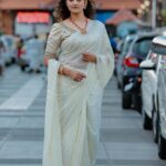Priyanka Nair Instagram - ഏവർക്കും ഹൃദയം നിറഞ്ഞ തിരുവോണാശംസകൾ Photogrdphy - @shalupeyad Mua - @_sumathefacechanger_ Costume - @aanunobbyofficial Edit - @skd_kannan #thiruvonam #priyankanair #festival #trivandrumindian Padmanabha Swamy Temple, Thiruvananthapuram.