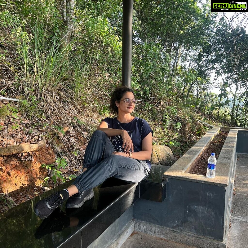 Priyanka Nair Instagram - The silence of nature is very real. It surrounds you, you can feel it. 🍃 #nature #priyankanair #travel #trivandrum