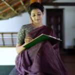 Priyanka Nair Instagram - Look for the magic in every moment ♥️ 📷 @aswanth_mohann #priyankanair #karnika #shooting #sareepic