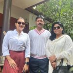 Priyanka Nalkari Instagram - #motherfatherlove #noonecanreplaceyou #youbothalwaysbesidemenomatterwhat #iloveyoudsametillmylastbreath #neverleaveyouforanyoneelse #imalwaysthereforyou #familylove #purelove #happiness #strength #strongmom #strongdaughter #blessmetobestrongenough #bangalore #mysore #wayanad #naturelovers #kerala Wayanad- The palace of Natural Beauty.