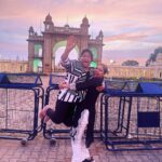 Priyanka Nalkari Instagram - #mysore #bangalore #india #chamundeshwaritemple #familytime #friends #vacationmode #peace #wifegoals #actresslife #instagram #instadaily #mysorepalace #sandmuseum