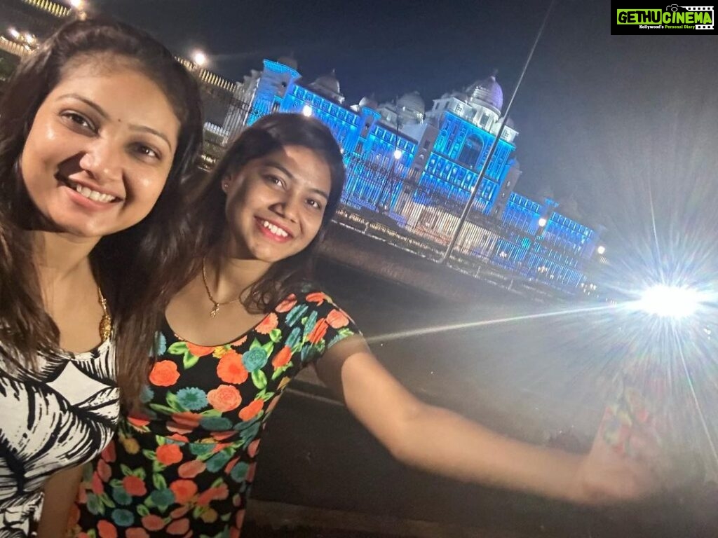 Priyanka Nalkari Instagram - #allaboutlastnight #specialday #midnights #sisters #friends #tankbund #ussainsagar #latenights #telangana secretariat #2ndmonthweddinganniversary #wifeygoals # Tankbund