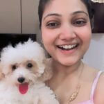 Priyanka Nalkari Instagram - #princesswithqueen #weboth #cute #nowwer4👨‍👩‍👧‍👧 #family #cutetoypoodle #whitepoodle #newfamilymember #girl #insta #instagram #instadaily #instamood #suggestnamesincomments 😊 #ihavechoosenonename #letseemyfriendswillguessmytaste🥰