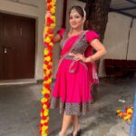 Priyanka Nalkari Instagram - #iamback #nalkarpriyanka #priyanka #telugu #reentryintelugu #afteryears #backtoform #folkoutfit #pink #traditional #poser #fanslove #familystrength #friendssupport #rojaforever #rose #instagram #instagood #insta #instadaily #instamood #happyface #confidence #dancer #anchor #actresslife