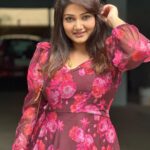 Priyanka Nalkari Instagram - #poser #gown #happysmile #actress #roja #nalkarpriyanka #instagood #instagram #instadaily #instalike #frocklover Outfit @siddiqha179 ❤️