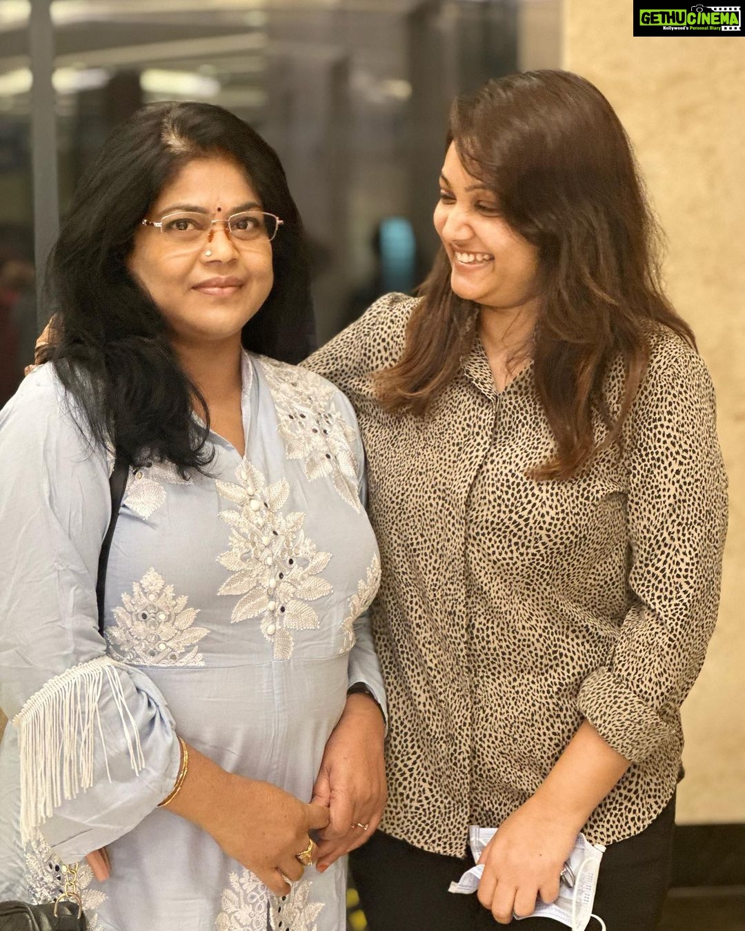 Priyanka Nalkari Instagram - #specialpic #witmom #alwaysspecial #momslove #naturalbeauty #smiles #mystrength #strongladies #pisitivevibes