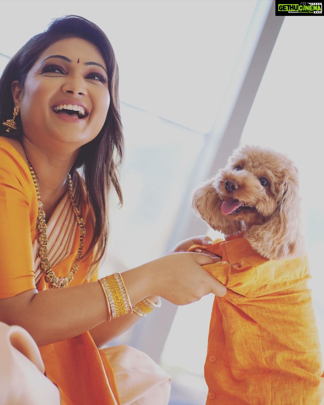Priyanka Nalkari Instagram - #pandus #mypet #poodle #outfitgift @makeup.in_muah 😘cutewe #photoshoot #photography #photooftheday #instagram #instadaily #instagood #india #nalkarpriyanka #priyanka #actress #pc : @sriclicksinsta Makeover: @lenz_mua @hars_makeupartist