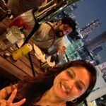 Priyanka Nalkari Instagram - #dinnerdate with @rahulvarmas🍽️ ❤️👩‍❤️‍👨 #mandatorypic #instamood #actress #blackfrock #frocklover #malaysia #mantrarooftop #resto #evenglights #view #goodnight Mantra Rooftop Bar & Lounge