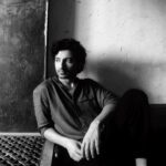 Priyanshu Painyuli Instagram - Kabhi kabhi apne khayalon ko nahi Apne Nazariye ko badaliye. Aasmaan Alag dikhne lagega. Pic by @meghdeep.sen HMU by @sanjibmajumder #photoshoots #blacknwhite #shivajisenworkshop