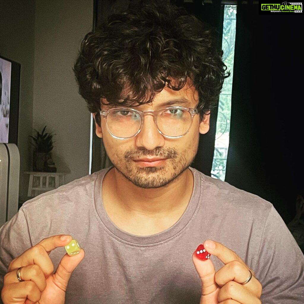 Priyanshu Painyuli Instagram - Roll the Dice with the Wise Dice Guy. 🎲🎲 if you get 10 you win a… #dice #boardgamesofinstagram