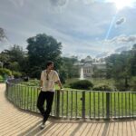 Priyanshu Painyuli Instagram - Ek second.. koi spot light maar raha hain. Let me catch it. #madrid #spain #gardenofmadrid