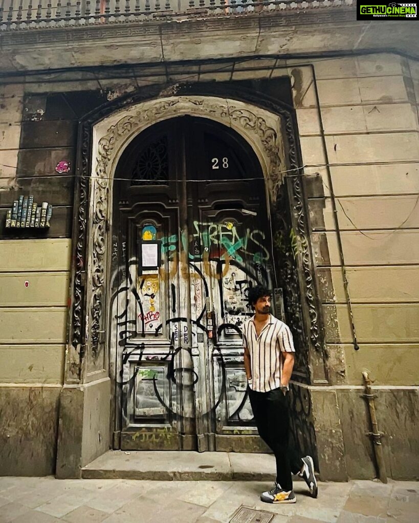 Priyanshu Painyuli Instagram - Oh God Mr. Gaudi and his designs and colours and this #barcelonacity is just love ❤️ #antonigaudi #barcelonaspain #spain🇪🇸