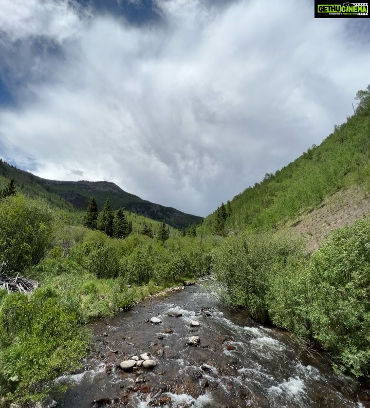 Punarnavi Bhupalam Instagram - We started our 8-day trip to Colorado through a statutory town located in Southwest Colorado at the headwaters of the Rio Grande River called Creede. ‘City of Creede’ is a historic silver mining town nestled in the heart of the San Juan Mountains. From the white settlers banishing Ute and Apache from their land to the rise and fall of silver mines in the 18th century. This mountain town has lived through all the possible drama. While I was strolling through the town I found myself in a 45-year-old gallery of treasures called rare things and that’s where I met Jennifer J. Inge, a jeweller who doesn’t confine herself as just a jeweller but uses jewellery as one facet of her sculptural expression. Jennifer showed me a neckpiece she made with black horse hair, silver and amethyst. I was sold when I saw it and so I wore it upon the mountains every day. Hopefully one day I will pass this on to my next of kin. Have you ever wondered what you will be leaving for your future generation? Creede, Colorado