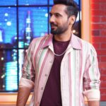Punit Pathak Instagram - Kyuki main rental kapdo mein acha lagta hoo ! 😎