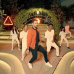 Punit Pathak Instagram - NEWSFLASH🚨 Mil gya hook! I just discovered a fantastic hook for #CokeStudioBharat’s new, groovy, and LIT song - Geejega Hakki. Give this incredible piece a listen and then try this hookstep yourself. #apnasunao #GeejegaHakki #Ad @cokestudiobharat @sanjithhegde @charanraj27185