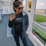 Punnagai Poo Gheetha Instagram – Siapa itu Usha?
Do you know Usha?
Neenghe Usha vaaaa?
Pls tag that Usha.. plssssss 🧐

#London #Aircraft #Learjet75 London Biggin Hill Airport (BQH)