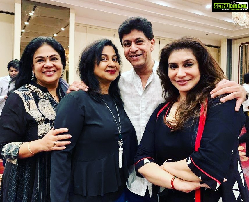 Raadhika Sarathkumar Instagram - Happy birthday dear @venketramg need to take more pictures❤️❤️❤️❤️