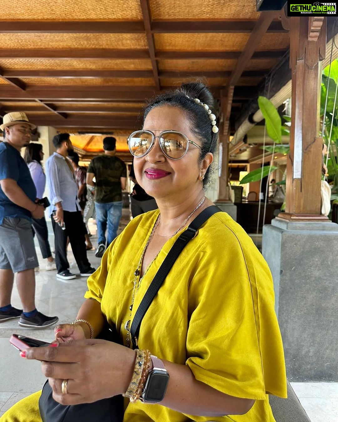 Raadhika Sarathkumar Instagram - Feeling bright ❤️❤️❤️ #travel #attitude #life