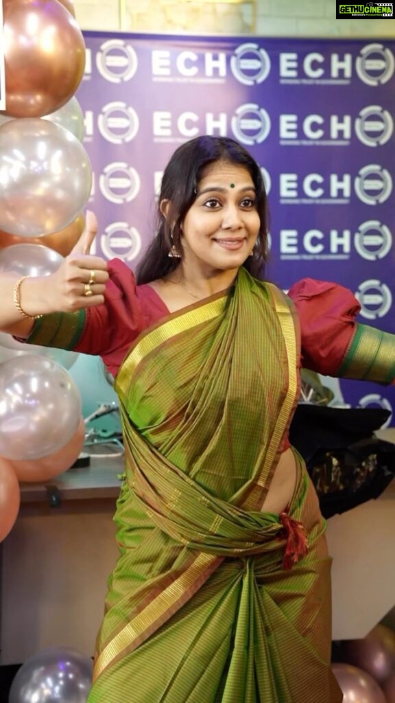 Rachana Narayanankutty Instagram - The Super Talented Down to Earth South indian Actress Turned Classical Dancer Ms Rachana Narayanan Kutty Performing Her Classical Dance form in front of the Audience after Receiving the Uae Golden Visa . ❤️❤️❤️❤️ #rachananarayanankutty #dancing #goldenvisa #mathrubhumi #amma #keralagodsowncountry #mollywoodactress