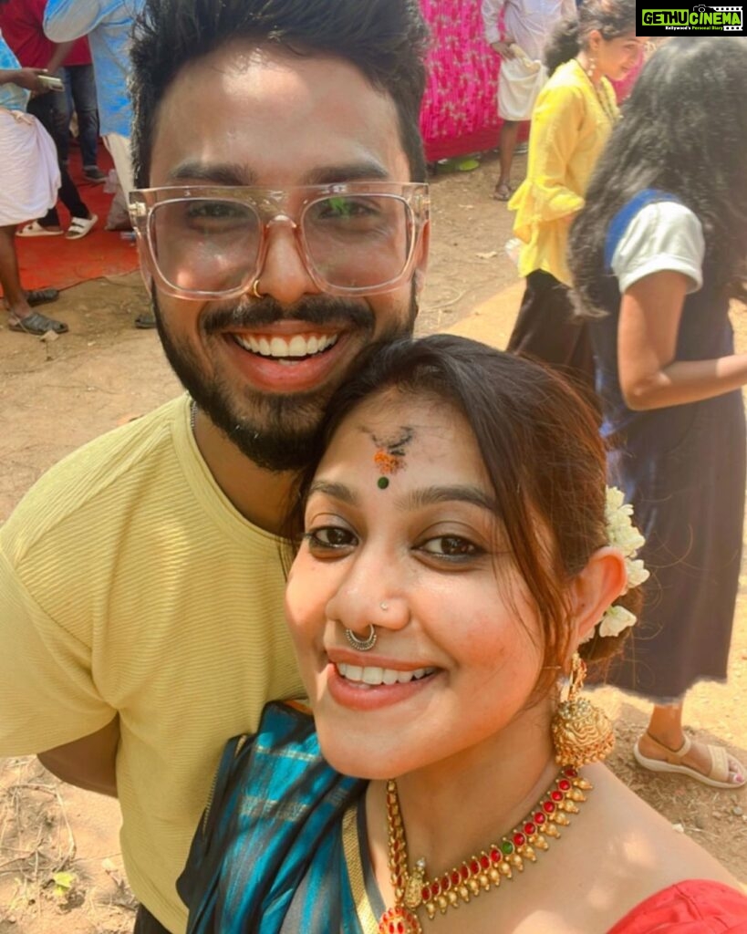 Rachana Narayanankutty Instagram - Random post from life learnings!!! Some relationships are so deep that you can’t even tell on foot🧡 and those are the ones we have without any expectations to take and give!!! I lubbbuuu amalutta @amal_ajithkumar . You have always been that little naughty brother to me!!! Stay blessed 🤍🙏🏼 #noexpectations #lilbro #artist