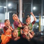 Rachana Narayanankutty Instagram – A few Captures from yesterday’s Kūchipūdi concert held at Ettumanur Temple, in connection with Ezharaponnana Mahotsavam.

 Beautifully clicked by Ajesh @ajfotographie 
Makeup by @vargheseantony_bridal_makeover and @binojniran 
Costume :@enjoyfestas_dance_costumes 
Performers : @saranyamurali @sanchali_salil @sugithaps @pradeepsradha @srishtibyrachana 
#rachananarayanankutty #dancer #kuchipudi #koochipoodi #ettumanoor