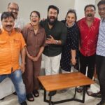 Rachana Narayanankutty Instagram - And that’s how we celebrated my pirannal (star birthday) . Thank you Laletta @mohanlal for the love, prayers and blessings 🙏🏼 Thank you dear Siddique ikka, Babu chettanmaar, Sudheer etta and Shwetha chechi @shwetha_menon for your love 💝 and those crazy laughter after the EC!!!🤣🤣Thanks to all of you who wished me good luck, health and happiness . I am much much thankful! Happiest forties start here! #rachananarayanankutty #starbirthday #mohanlal #siddique #edavelababu #baburaj #sudheerkaramana #shwethamenon