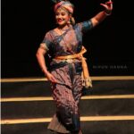 Rachana Narayanankutty Instagram – Govardhana Giridhara ❤️ ✨ 
Inframe : Rachana Narayanankutty 
Kuchipudi | @regattatvm 50 Years ✨
Kanakakunnu Palace | Nisagandhi stage 😍
Trivandrum | Kerala ✨
Canon 80 D
#canonphotography
#bharatnatyam #dance #classicaldance 
#india #Kuchipudi #Bangalore 
#kerala #art #divyaravi 
#traditional #godsowncountry
#artandculture #actress
#keralagram #trivandrum #mallugram #photoshoot #keralatourism #photographer
#mobileclick #trivandrumdiaries
#indiapictures #malayalammovies
#mumbai #mallugram
#indian #bharatanatyam 
#photography #cinematography
@kerala.classical_page 
@indian_classical_nritya 
@kerala_classical_dance 
@indian_classical_culture Kerala – God’s Own Country