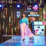Rachana Narayanankutty Instagram – INDIA’S FIRST ATTITUDE HUNT 🤩
Celebrity Guest : @rachananarayanankutty 

Show Director : @edavelababu 
Show Producer : @renjith.mp 

📸@shabeerphotography