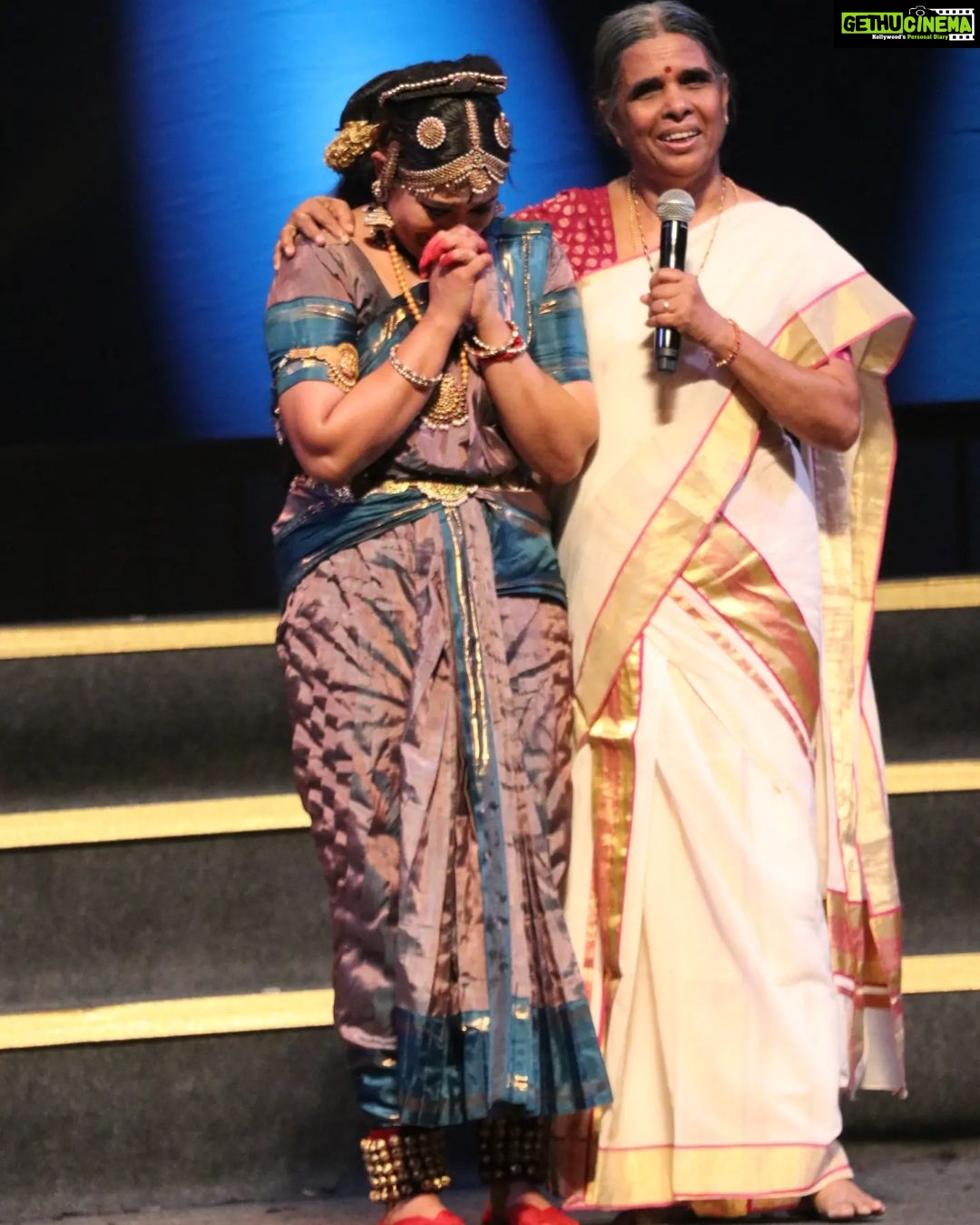 Rachana Narayanankutty Instagram - Govardhana Giridhara ❤️ ✨ Inframe : Rachana Narayanankutty Kuchipudi | @regattatvm 50 Years ✨ Kanakakunnu Palace | Nisagandhi stage 😍 Trivandrum | Kerala ✨ Canon 80 D #canonphotography #bharatnatyam #dance #classicaldance #india #Kuchipudi #Bangalore #kerala #art #divyaravi #traditional #godsowncountry #artandculture #actress #keralagram #trivandrum #mallugram #photoshoot #keralatourism #photographer #mobileclick #trivandrumdiaries #indiapictures #malayalammovies #mumbai #mallugram #indian #bharatanatyam #photography #cinematography @kerala.classical_page @indian_classical_nritya @kerala_classical_dance @indian_classical_culture Kerala - God's Own Country