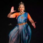 Rachana Narayanankutty Instagram – മൺസൂൺ അനുരാഗ
@rachananarayanankutty
@pinarayiperuma
#mansoonanuraga #pinarayiperuma #peruma2023 #pinarayiconventioncentre #classicaldance #classical #dancelife #dancers #dance #classicaldancer #reelsinstagram #instagramreels Pinarayi