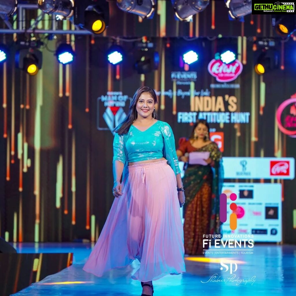 Rachana Narayanankutty Instagram - INDIA'S FIRST ATTITUDE HUNT 🤩 Celebrity Guest : @rachananarayanankutty Show Director : @edavelababu Show Producer : @renjith.mp 📸@shabeerphotography