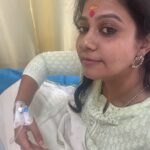 Rachana Narayanankutty Instagram – So… this is the 11th day since I fell sick! Though 90 percentage recovered I must say I am still in recovery mode! 
Yes… DENGUE is a villain… a villain who oozes out all your energy… 
So dears…. Please please take care of yourself… please don’t allow your blood count to be reduced…drink plenty of water and eat good food which helps the blood count increase(I know it’s tough though) my story is long hence NOT DESCRIBING! But… this is very very important… DENGUE IS TAKING MANY LIVES… SO PLEASE TAKE CARE🙏🏼 

Thank you for the concern and support through calls and DMs. I am thankful that people around the globe love me a lot🙏🏼 

NB : These pictures were taken on the 9th of this month when I first found myself ill and took them out of mere curiosity… (as I am not a hospital person at all) the smile and happiness you see here is merely “photo sake”! The situation is not happy!!! #rachananarayanankutty #fever #dengue #keralahealthnews #takecare #takecareofyourself