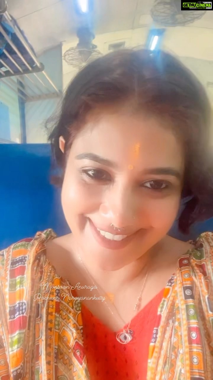 Rachana Narayanankutty Instagram - Monsoon Anuraga by team @srishtibyrachana @ Pinarai Convention Centre Today (30/08/2023) and tomorrow @ Sargalaya Crafts village, Iringal, Vadakara. #rachananarayanankutty #monssonanuraga #srishtibyrachana @sanchali_salil @meerakrishna91 @anjanavdharmendran @vishnu_aachuzzz