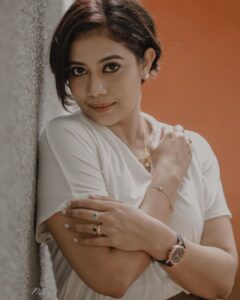 Rachana Narayanankutty Instagram - 🤍 @rachananarayanankutty Mua @makeupby_nami_ #portraits #portraitsvisuals #portraits_ig #portraitsindia #mallugram #malluactress #celebrity #nilaframes #malayalamactress