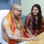 Rachana Narayanankutty Instagram – പരമഗുരുനാഥൻ ശ്രീപുരത്തേക്കു മടങ്ങി ! ഈ സ്നേഹം ഇനി എങ്ങിനെ അനുഭവിക്കും ഈശ്വരാ 😔🙏 
അഴകത്തു ശാസ്ത്ര്ശർമ്മൻ നമ്പൂതിരിപ്പാട് .. അപ്പു ഏട്ടൻ 🙏 ശതകോടി പ്രണാമം 🙏