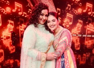 Radha Instagram - Meet this pretty energy bomb of Hyderabad and Telugu Hearts @sreemukhi . My my this girl always surprises me with her constant high energy on stage. Wishing this sweet and cute girl more luck and happiness. You are destined for more Success 🫶🏽🫶🏽🫶🏽 #Neethonedance show lo neetho dance cheyatam is fun Sree🤗😘 Annapurna Film Studio