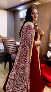 Radha Instagram - So happy to entertain you all again on our new show Neethone Dance on starmaa to be on screen soon 💗 stay tuned🧲

Styling @kirthana_sunil 
Accessories @aditi_collection 
Hair Jilani 
Make up @ramesh.babu_makeupartist